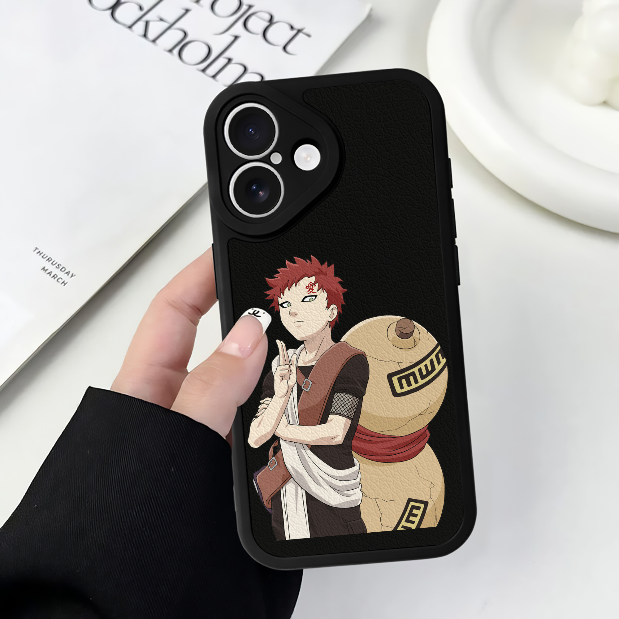（画像用） NARUTO -ナルト- ガアラ Gaara 【iPhone 16シリーズ対応】シリコンスマホケース（レザー調） 材質：シリコン